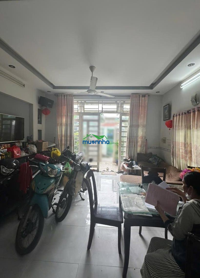 Chủ cần bán nhanh căn nhà đường vườn lài sát bên qgv, do cấp bách cần bán. dt 80m² giá 6 tỷ - 3