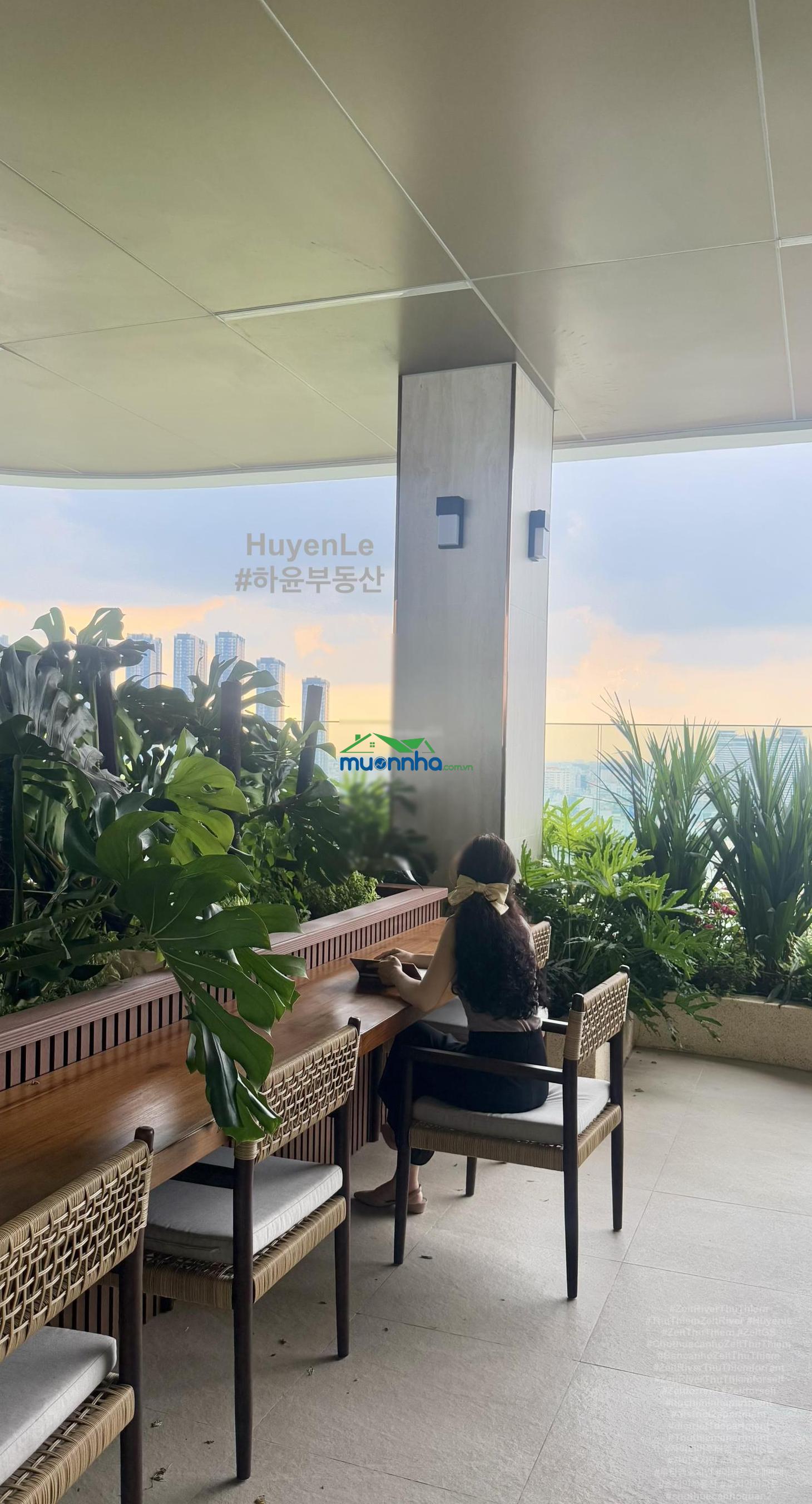 Bán gấp - giá đầu tư - 2pn lớn zeit river - view tuyệt phẩm tầng cao. liên hệ ngay em huyền lê