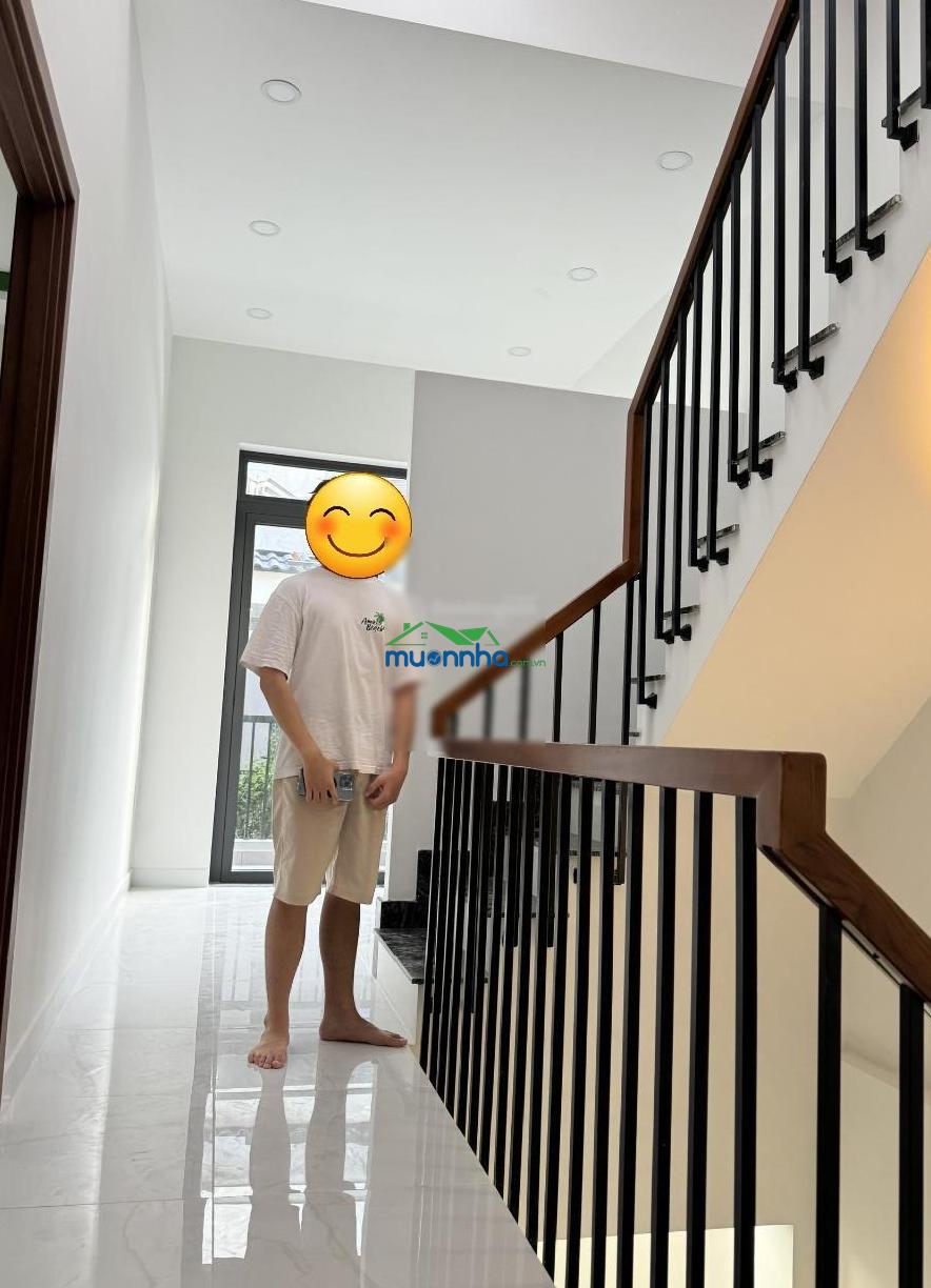 Bán nhà đường nguyễn hồng đào, tân bình, dt 5,5x11m, 3 tầng, 3pn, 3wc - 3