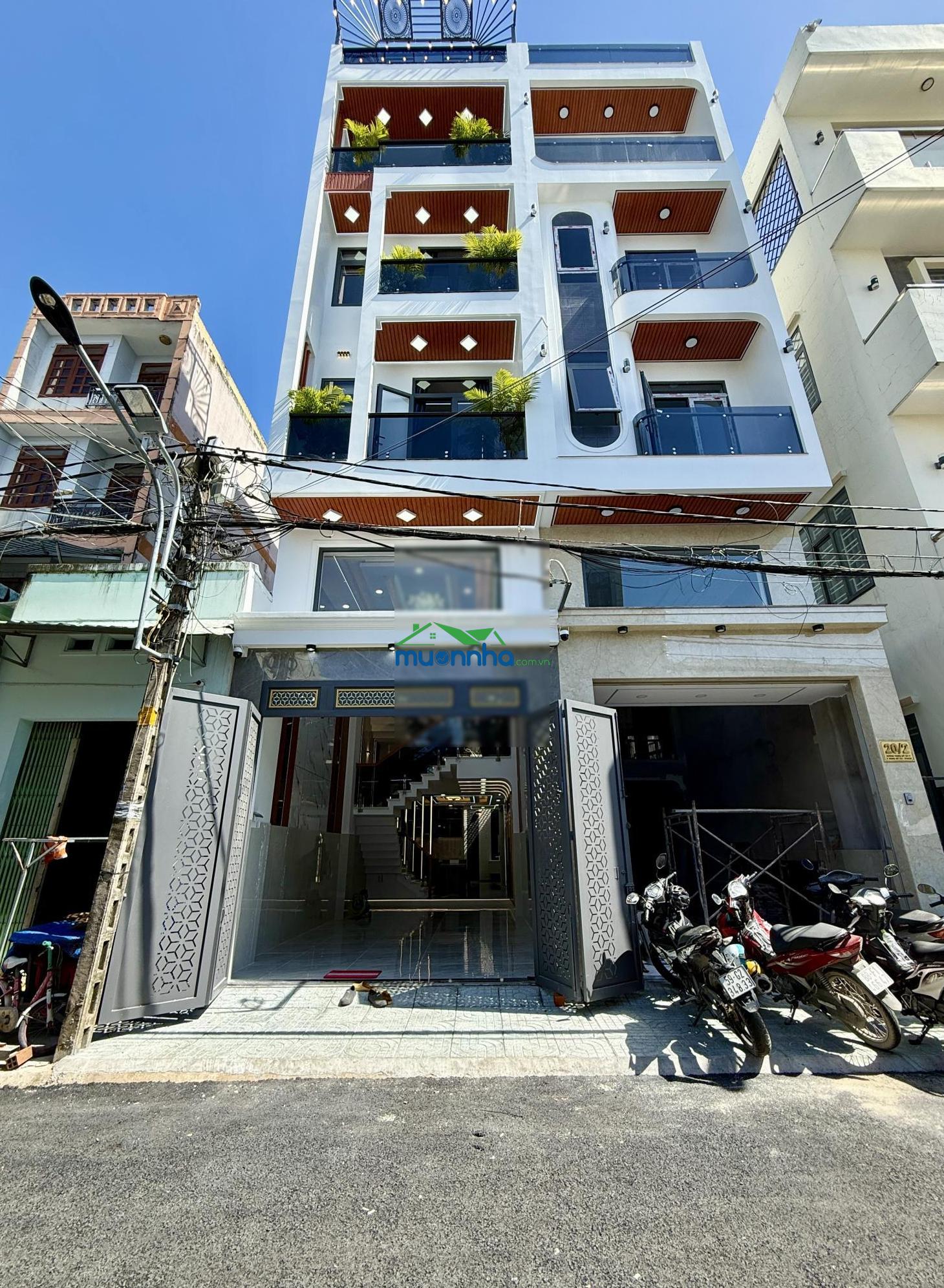 Nhà sát bên cv phần mềm quang trung, dt:4x18m, lửng, 3lầu, 4pn, p.thờ, gara ô tô, s.thượng, 8.6 tỷ - 2