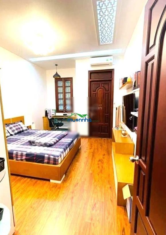 Nhà 4 tầng đẹp lung linh, hẻm xe hơi 7 chỗ, sát vincom lê văn việt, gần ngã tư thủ đức, nhỉnh 8 tỷ