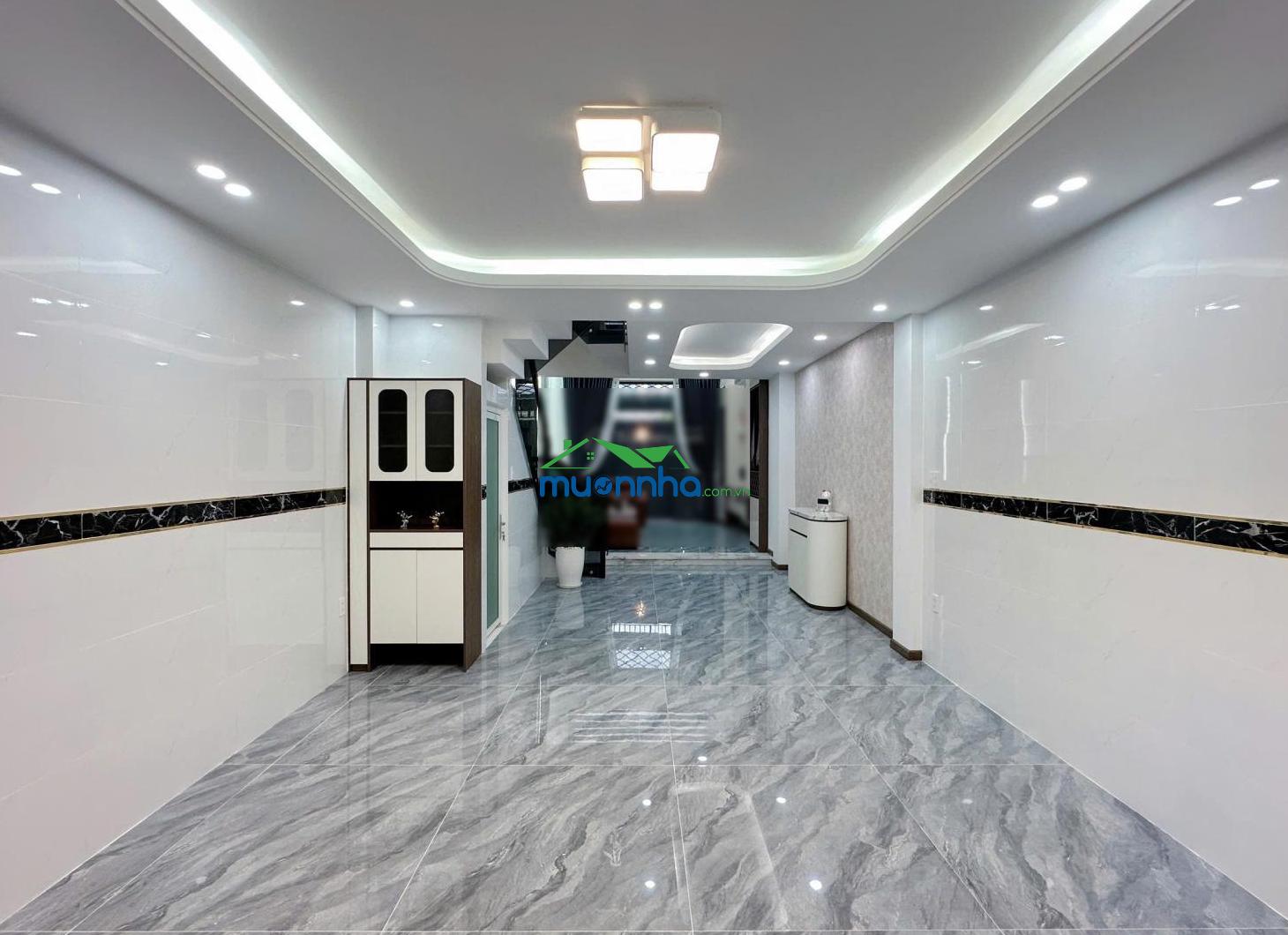 Góc hai mặt tiền ngay chợ (4,5m x 15m) - 5pn + 6nvs - đường thông 7m - ngay công viên hồ trái tim - 3