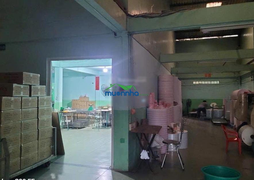 Chính chủ 1 đời chưa qua mua bán hxh 5m đường phú thuận q7. ngang 7.5m. dtcn 124m2. nhỉnh 8 tỷ - 4