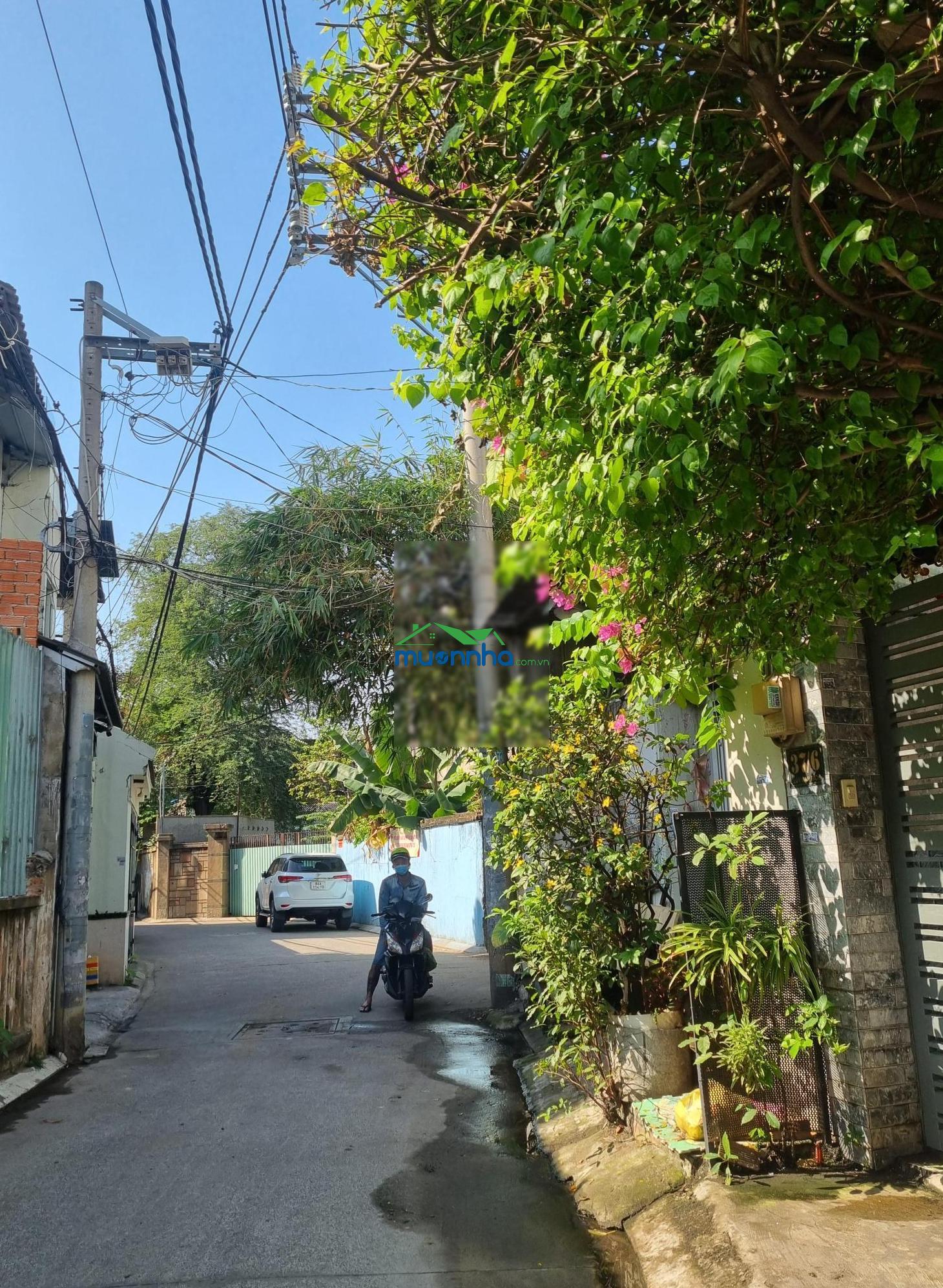 Nhà bán đ. lũy bán bích- giáp q 6, q 11- xe hơi đỗ cửa- 59m2- 5,x tỷ - 2