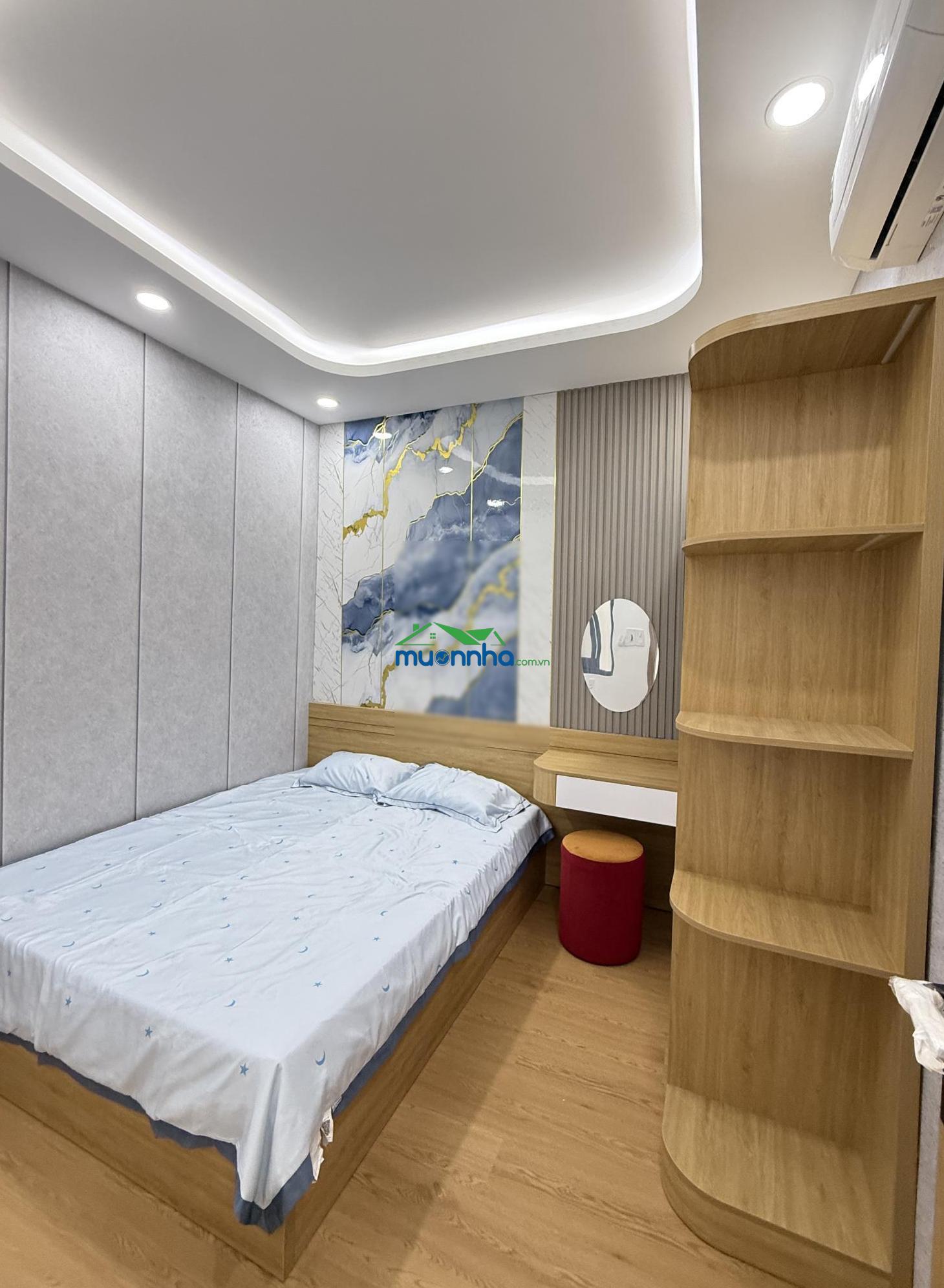 Hàng hiếm - 1 lầu 3 phòng - hẻm xe hơi - xây mới - tặng nội thất - chỉ 4.3 tỷ - 2