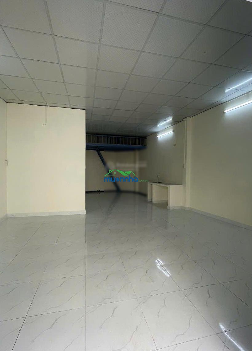 105m2 (10x11)m lạc long quân - giá tốt chỉ nhỉnh 85tr/m2 - 2