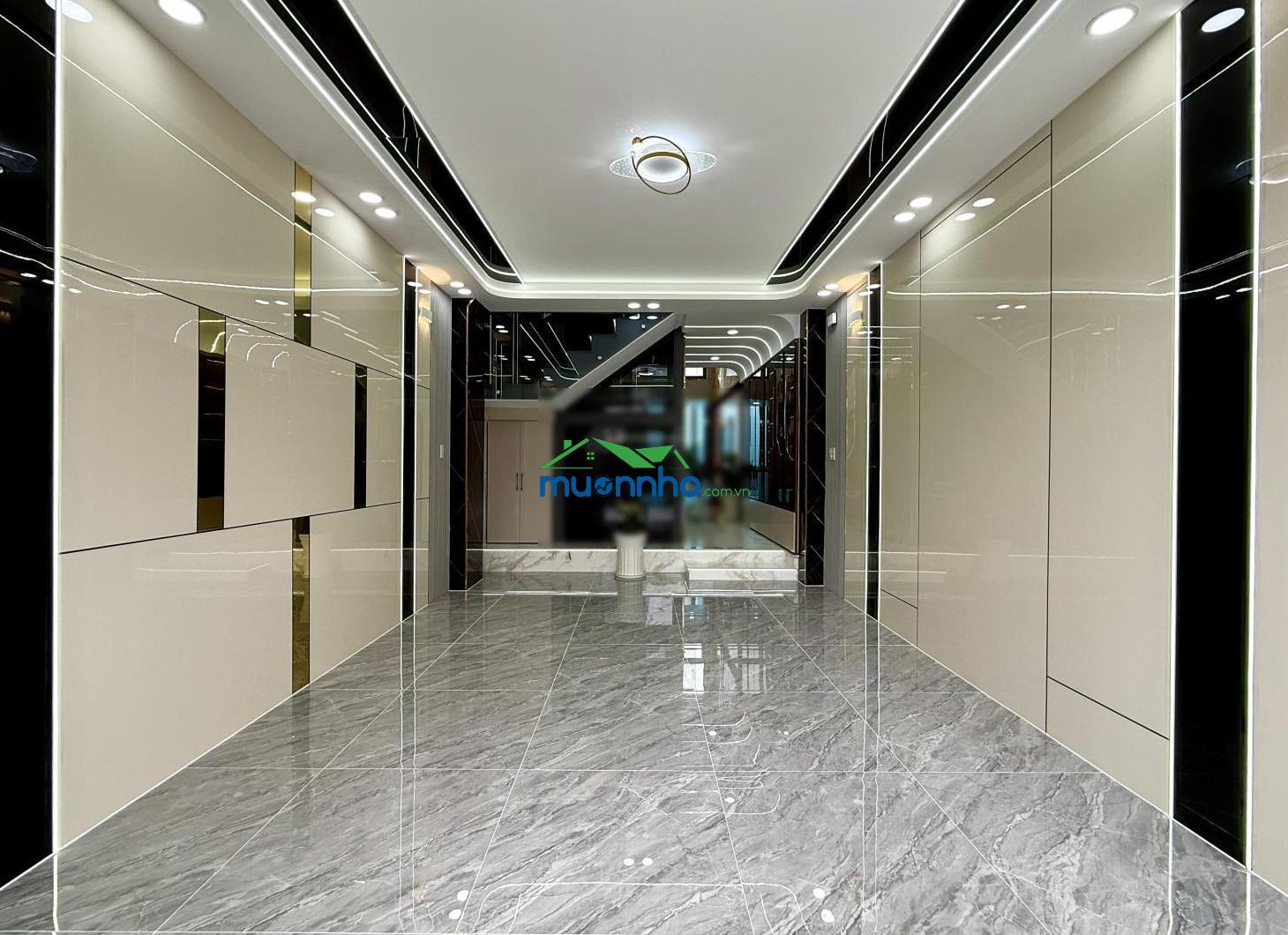 Nhà có thang máy, bên bệnh viện q12, dt: 4x20m, lửng, 3 lầu, 4pn, gara ô tô, sân thượng, 8,5 tỷ