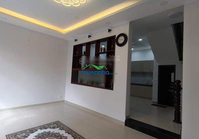 Nhà mặt tiền đường số cách nguyễn duy trinh 30m. xe hơi đậu trong nhà. ngang lên tới 5.7m rộng rãi - 3