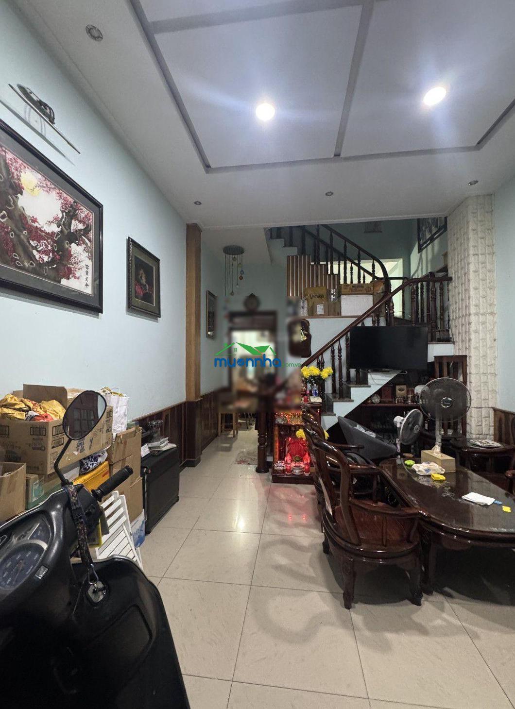 916 hẻm ôtô tới nhà, lạc long quân, phường 8, tb. dt 3m90x13m (3 tầng, 4 phòng ngủ, 3wc), đúc btct