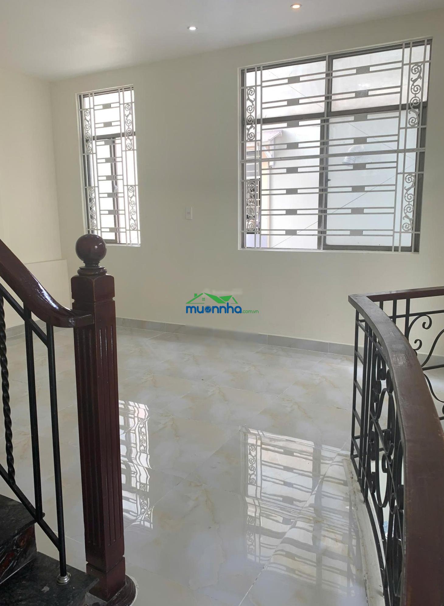Mới đẹp ở ngay 4 tầng sát mặt tiền gần trường đoàn thị điểm 5,2x7,2 chỉ 6,5 tỷ