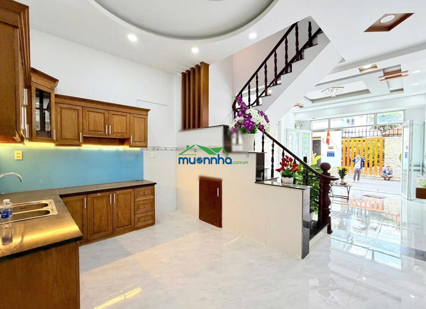 Quận 12, giảm 450tr còn 5.85 tỷ bán nhà 4.5 x 15, đường dọc kênh, xe tải thông, hiệp thành - 3
