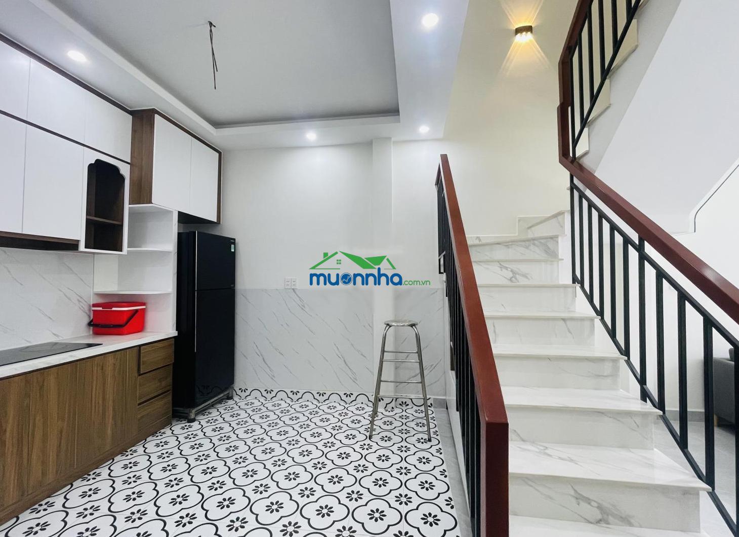 Nhà ngộp 1 trệt 1 lầu gần ds 6, bhhb, hẻm 8m 2 xe tải tránh nhau, 40m2 nhà mới có nội thất - 2