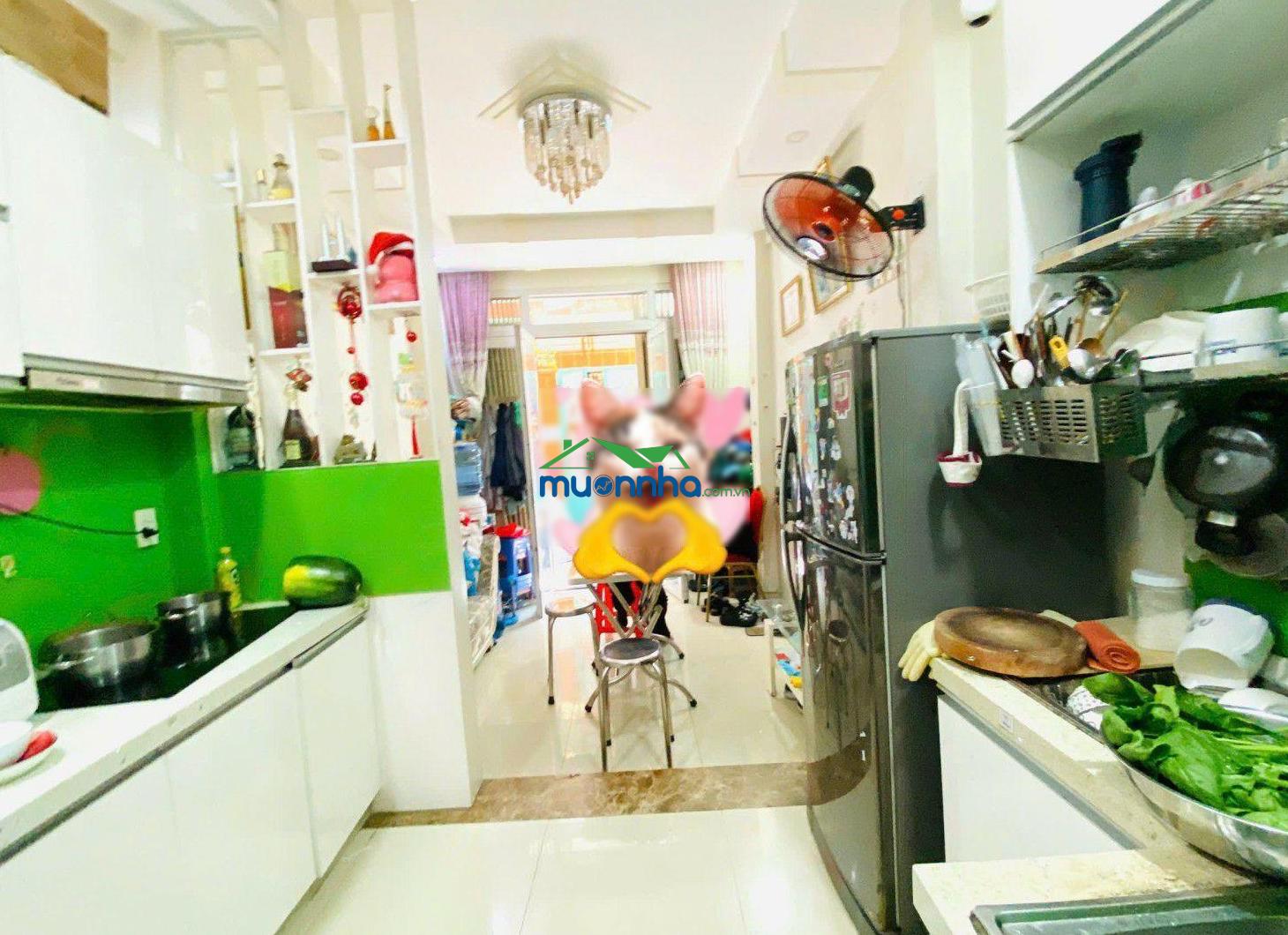 Ngô gia tự, quận 10. hẻm 1 trục. 15m ra mặt tiền. 4 tầng, 5 tỷ 6 - 4