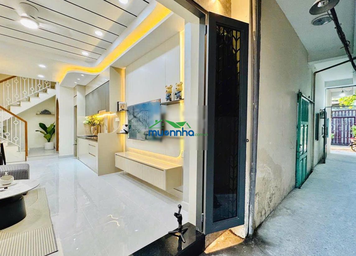 Ngay hàng xanh-đh hồng bàng, chợ bà chiểu quận 1 đi 5p - 3 tầng lầu, 3pn, 3 toilet, 3,6x8m = 27m2 - 2