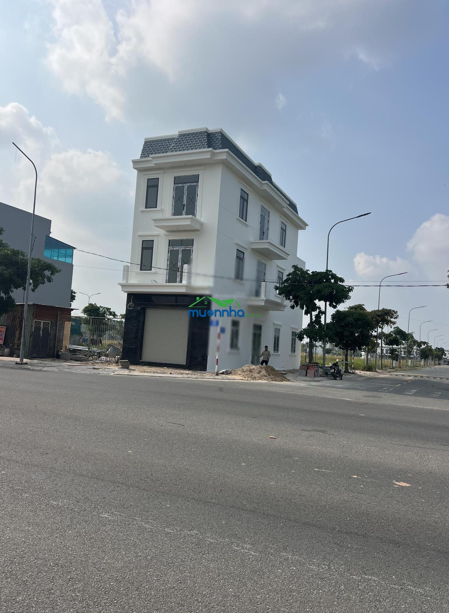 Cho thuê nhà lầu: 1 trệt 2 lầu ngay đường cầu đò 2 bến cát, bình dương. giá 15 triệu/tháng - 4