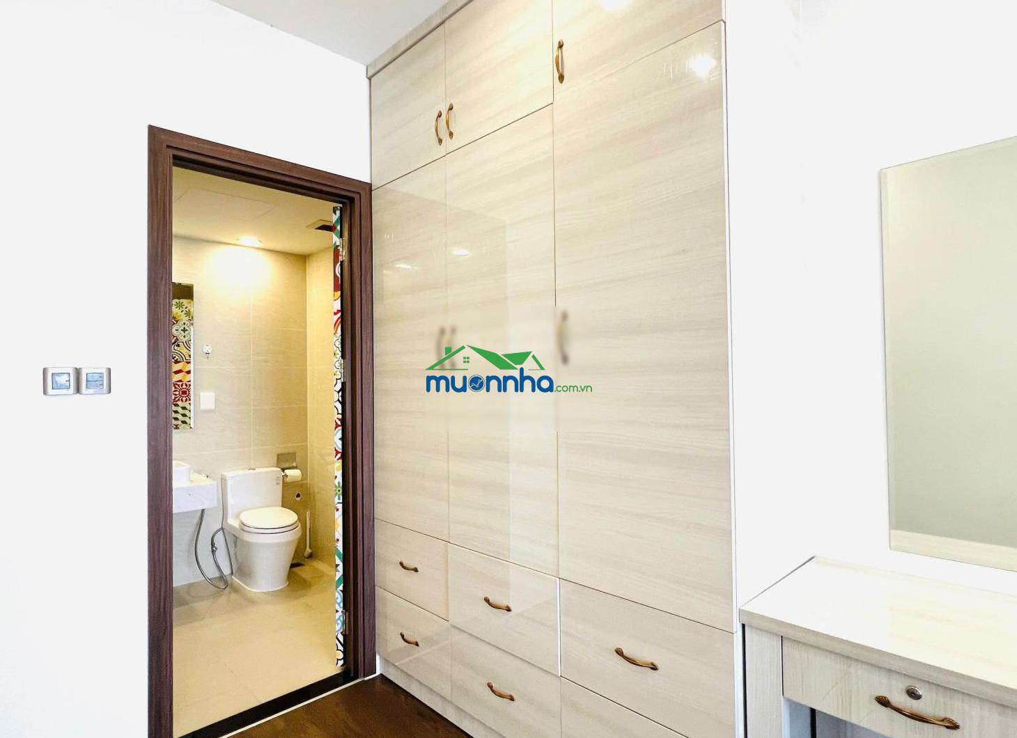 Cho thuê căn hộ trung tâm sài gòn royal 2 pn full nội thất đẹp giá 24tr/tháng