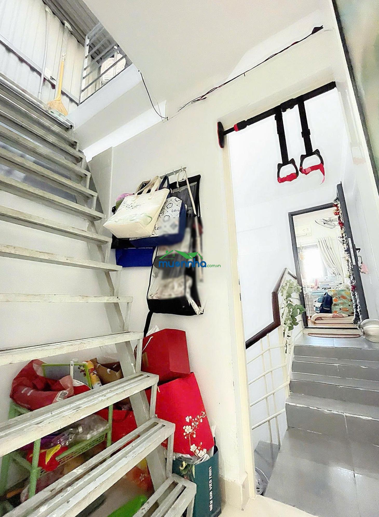 Bán gấp nhà đẹp hẻm 2 sẹc cách mạng tháng 8, tân bình 6,2 tỷ - 2