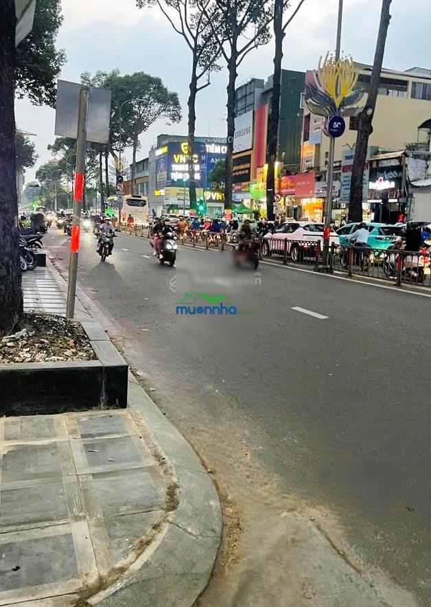 Bán nhà ba tháng hai quận 10, cạnh hà đô, xe hơi đỗ cửa, 1 trệt 3 lầu, 90m2 sử dụng, giá tốt hiếm
