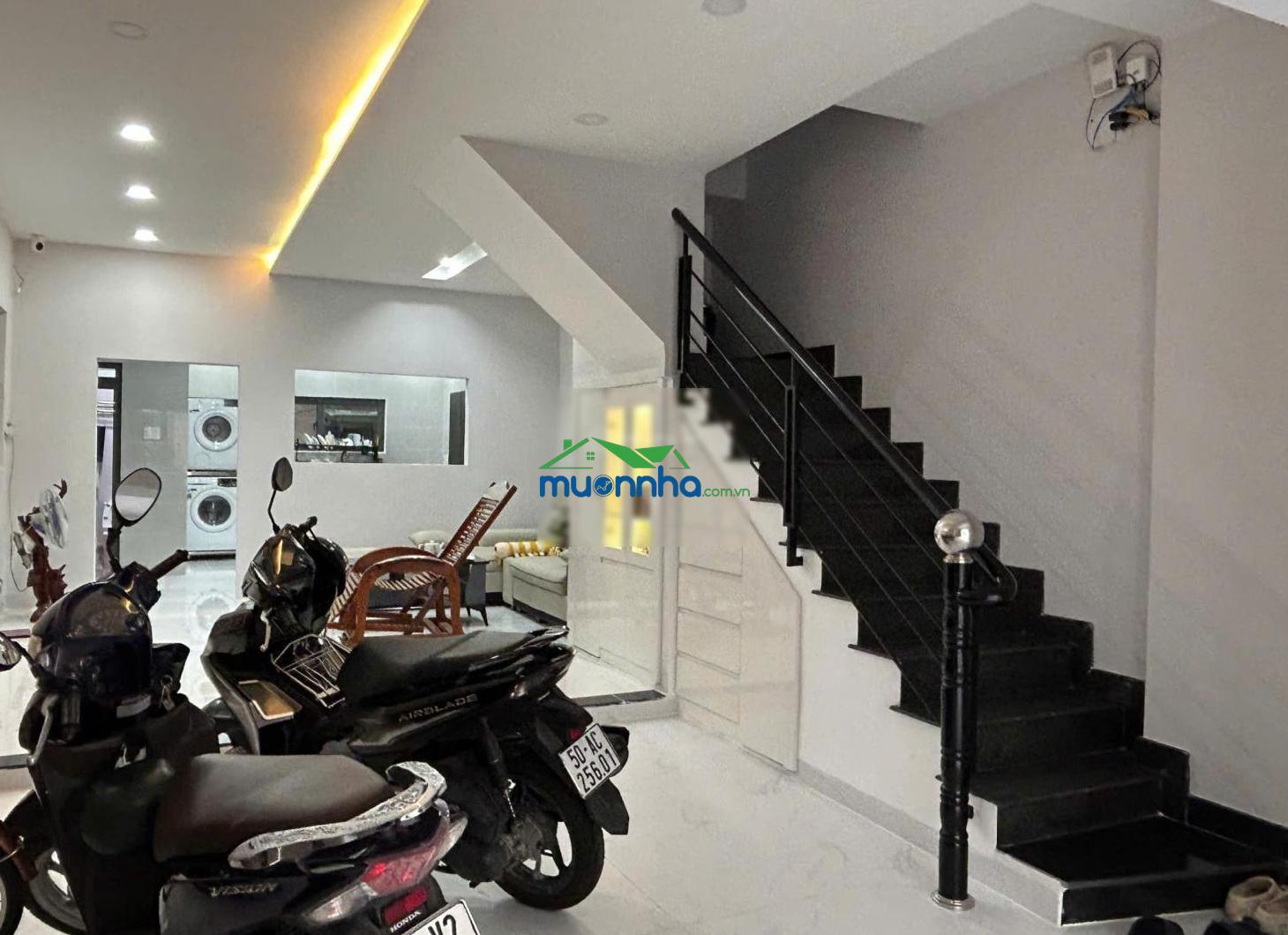 Góc 2 mt hxh thông ng kiệm, p3, gv, dt: 5m x 13m. trệt + 1 lầu, giá: 7.5 tỷ, 0932 170 *** em vy - 2