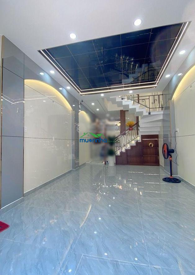 Bán nhà 3 tầng, hẻm 8m, gần lạc long quân, tân bình, diện tích 40 m², giá hơn 5 tỷ