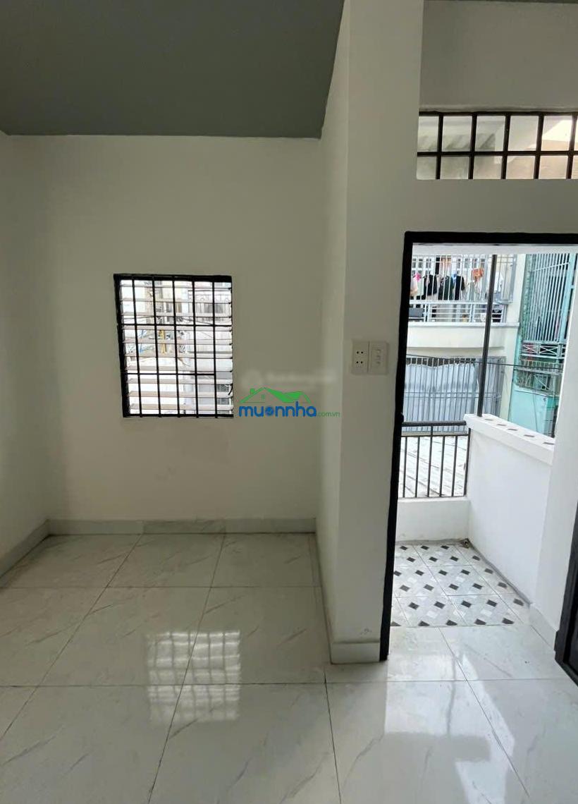 Nhà hẻm 3m 1/ thẳng thông đường trần phú. dt 3.45mx6.8m. trệt+lầu+lửng nhà mới. giá 4.98 tỷ - 3