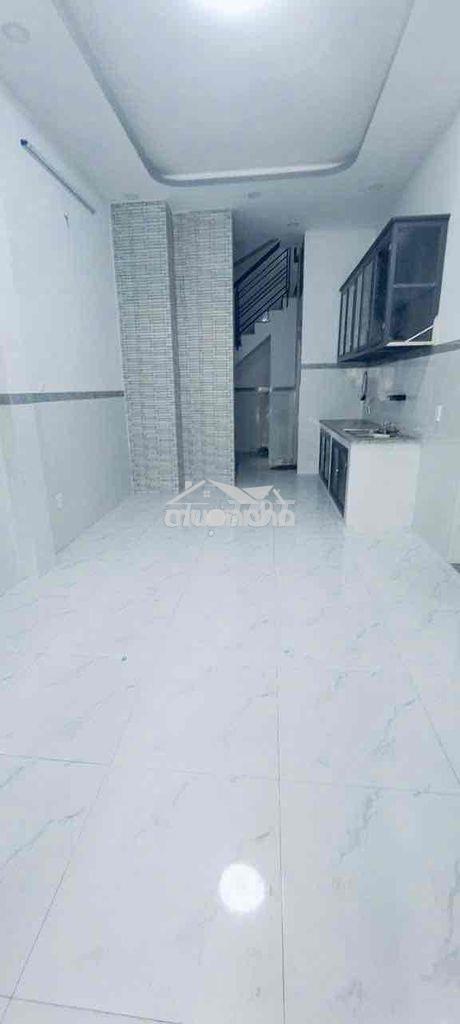 🏠Cho thuê nhà  mới  đẹp   nguyên căn  dương bá trạc  q8  hẻm xe hơi 🚘🚘