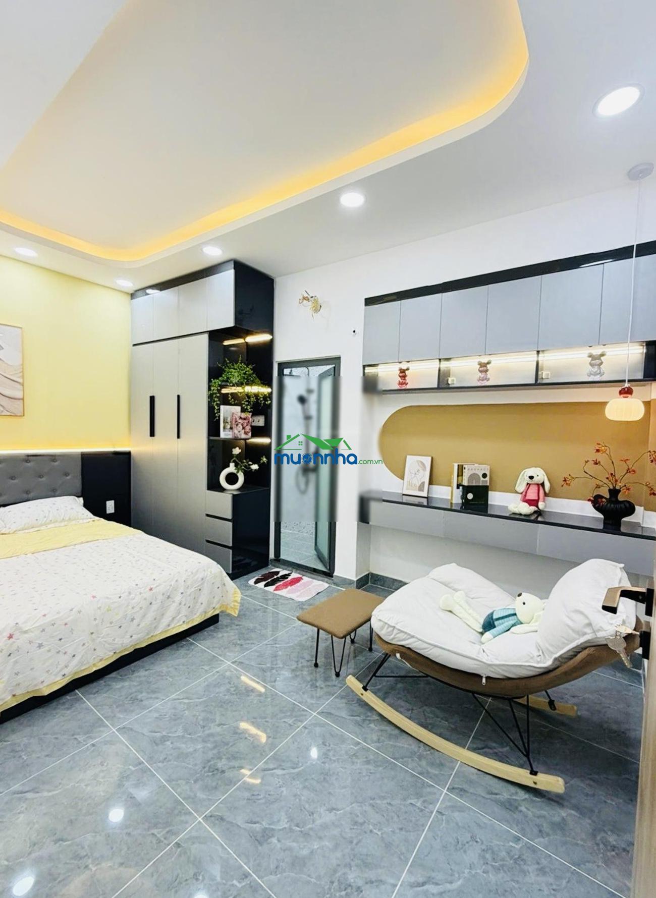 Siêu phẩm phan văn trị - sát mặt tiền - 2 tầng lầu - 3pn (1pn trệt) 3wc full nt - sân để xe rộng - 3