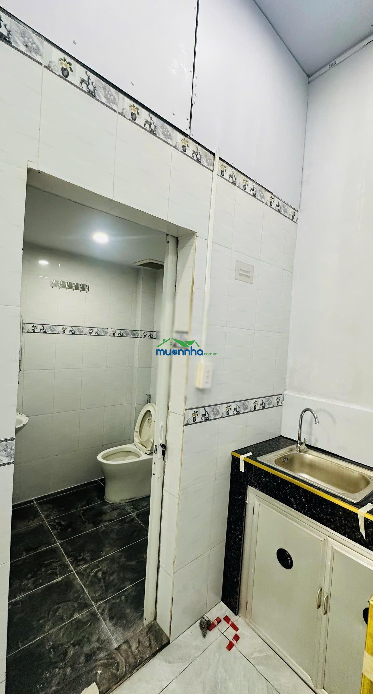 Bán nhà kha vạn cân - chợ thủ đức - 40m2 - 3tầng - 4pn-hẻm thông - sổ hồng riêng-không quy hoạch - 4