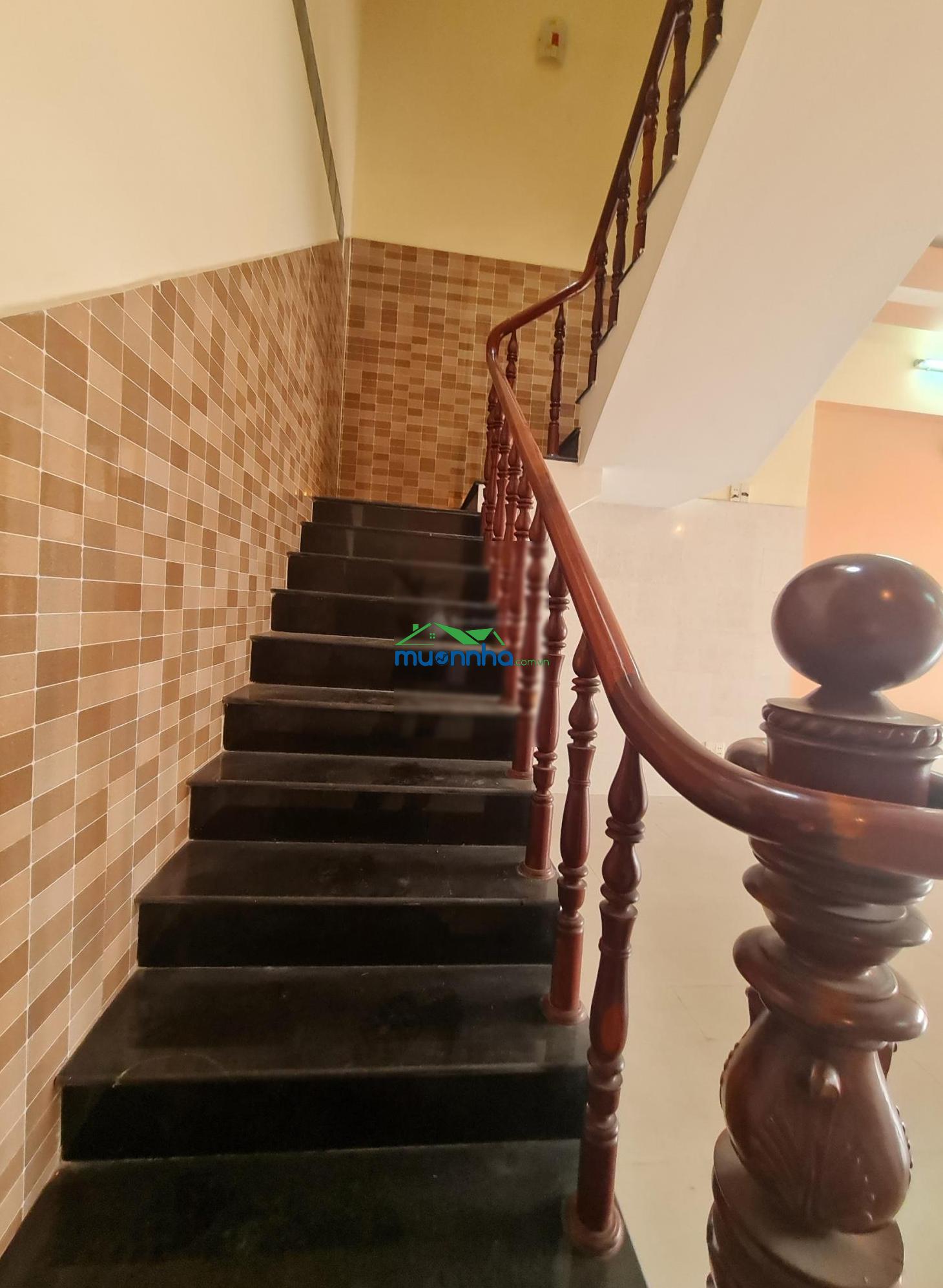 Bán nhà 3 tầng hẻm 151 đường liên khu 4-5, p. bình tân, dt 171m², giá 12 tỷ, sổ hồng riêng
