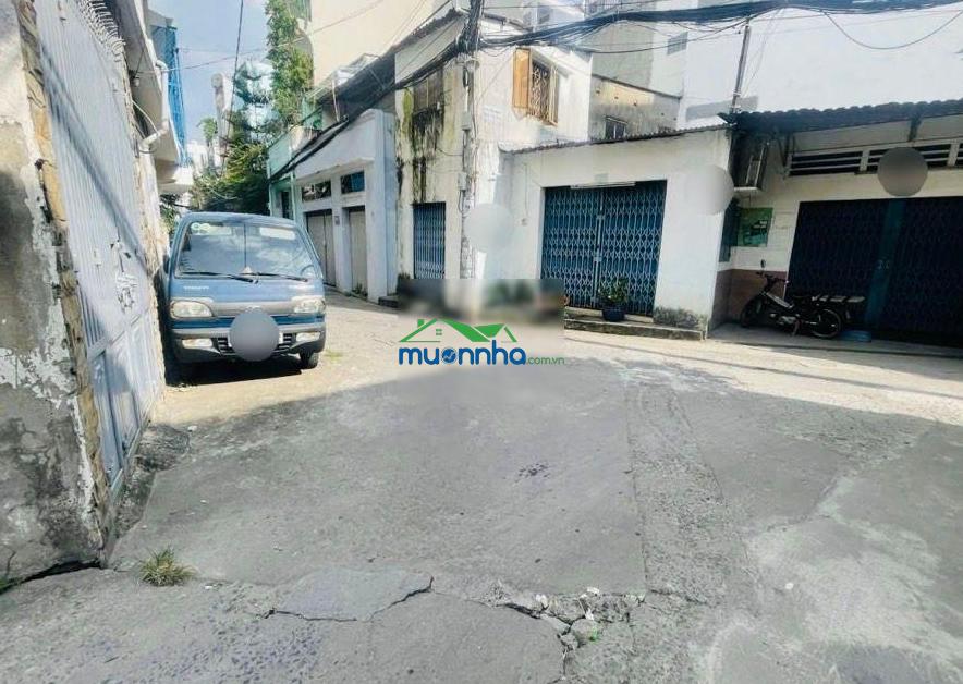 4.9 tỷ - xe hơi tận cửa - 2 mặt hẻm - đang sẵn dòng tiền ổn định - trung tâm bình thạnh