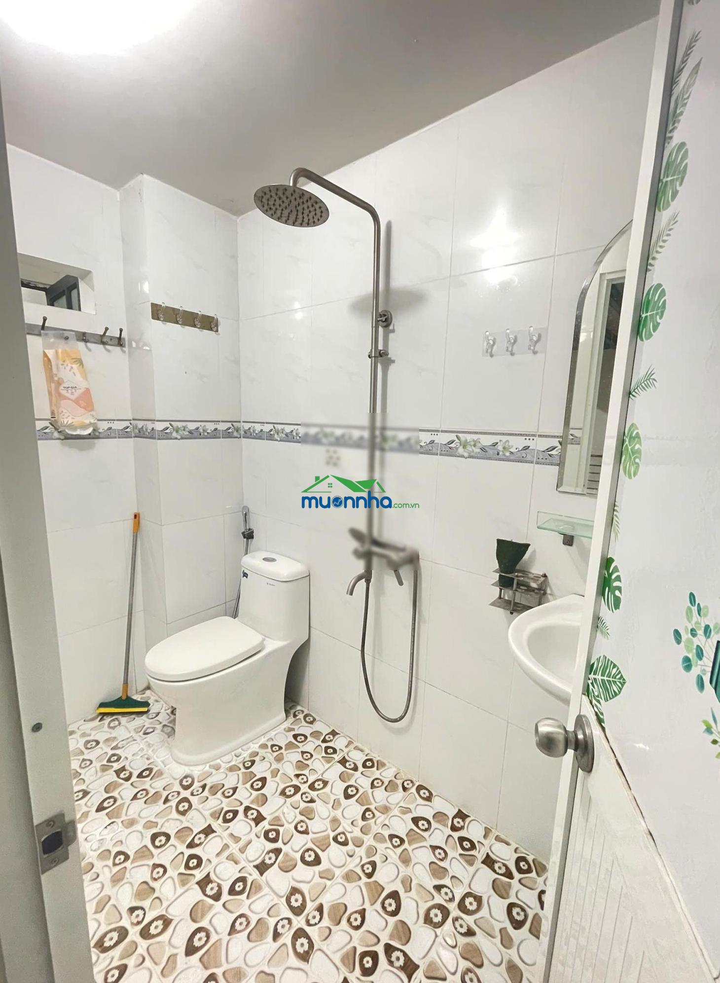 Bán nhà 4 tầng đường trần thị điệu gần đỗ xuân hợp-ngã tư bình thái-xlhn-ga metro- 5 phòng ngủ-5wc - 4