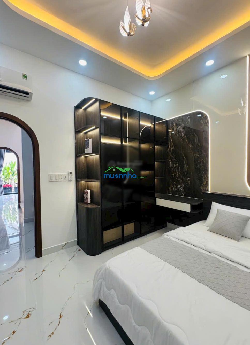 Hxh 8m lý thường kiệt dt 5x15m 5 tầng công nhận 70m giá 11,8t