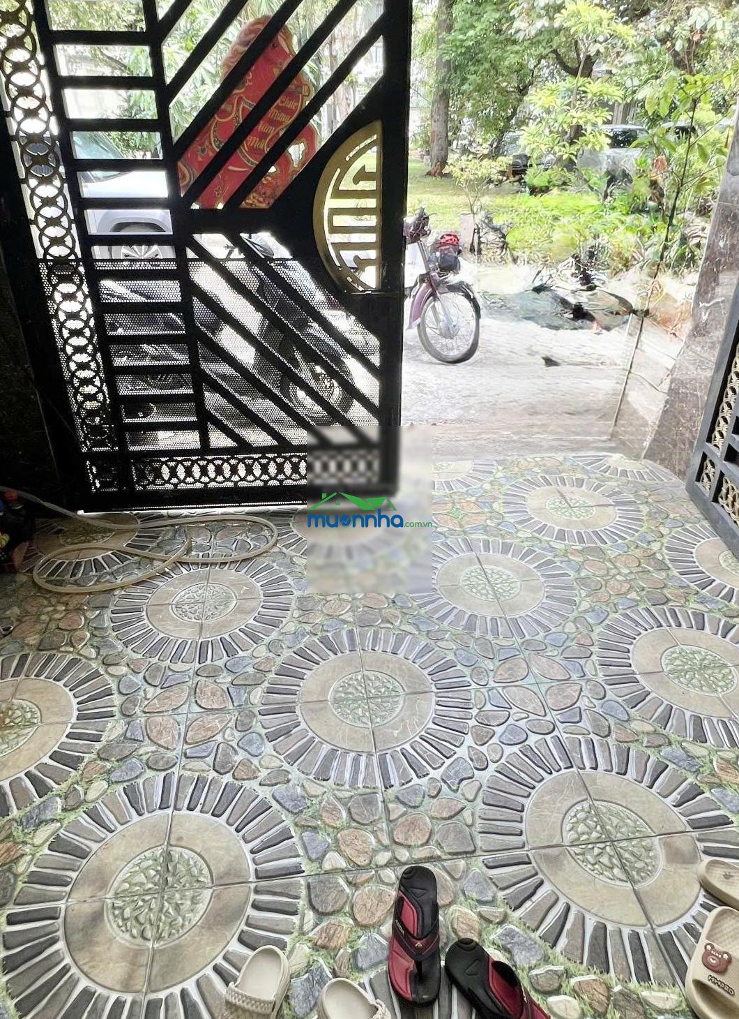 Hém xe hơi 6m - hậu giang, q 6 - dt khủng 65m2, số vuông vức - đối diện công viên - chỉ 8.3 tỷ - 4