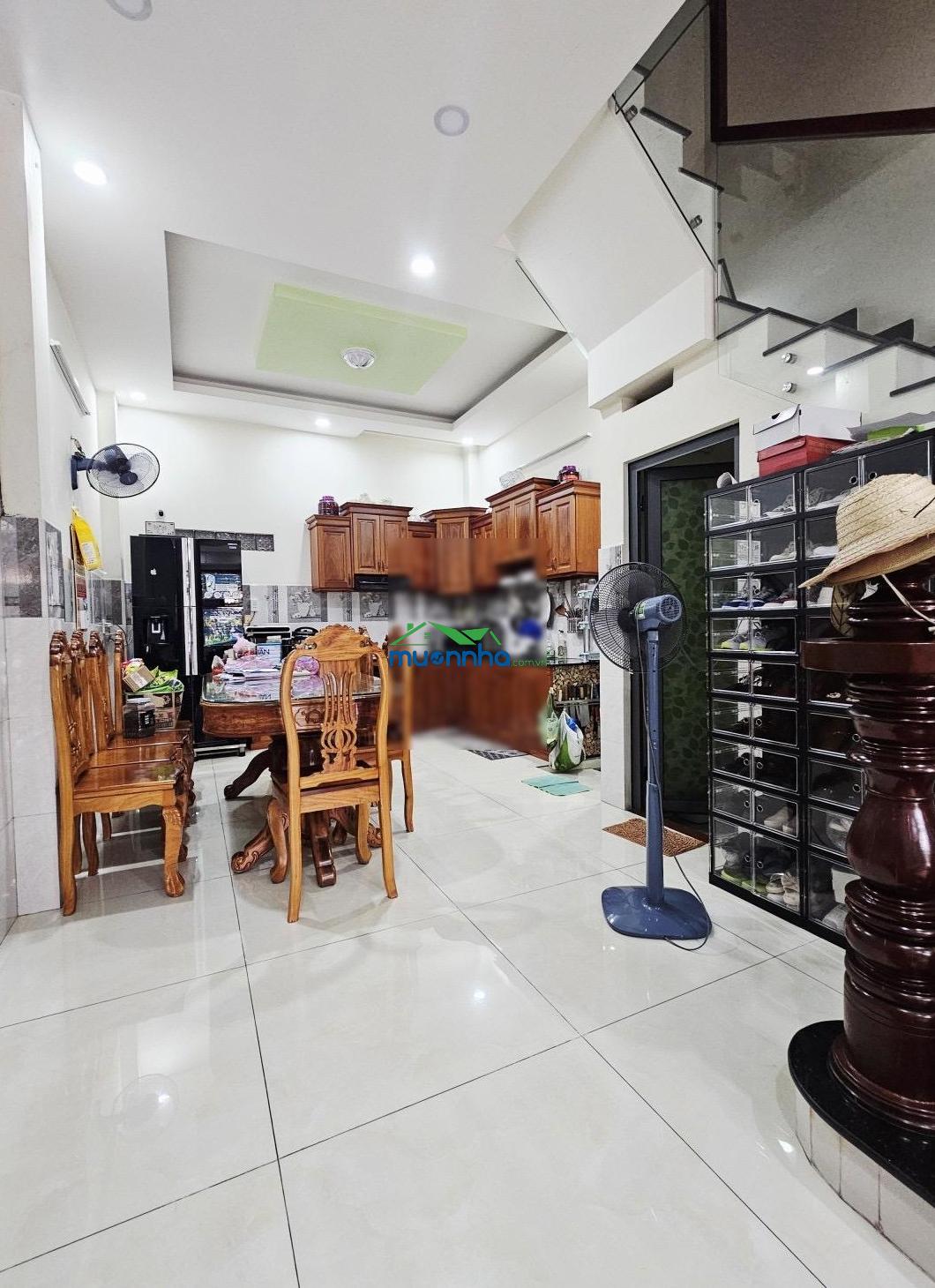 Nhà 3 tầng trường thọ sân đậu ô tô gần phạm văn đồng & xa lộ hà nội chỉ 6.9 tỷ - 2