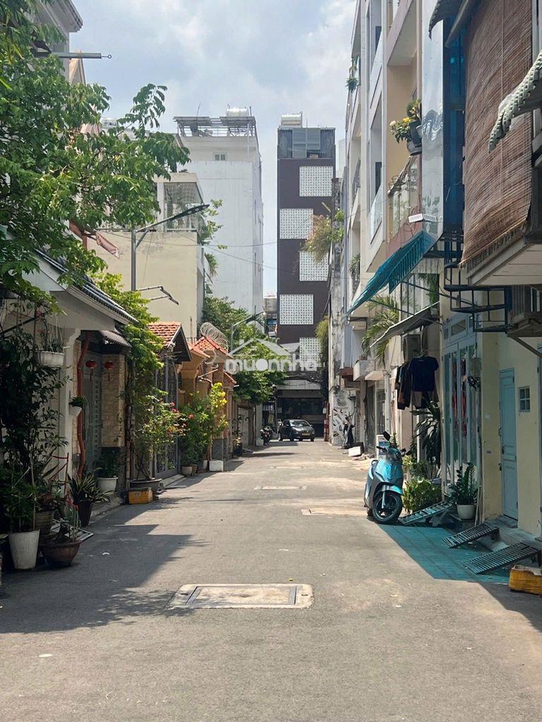 Nhà phạm văn bạch 30m2 2 tầng hẻm oto 2,7 tỷ