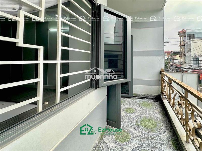 Chính chủ cho thuê phòng ban công tân hoà đông - vòng xoay phú lâm q6