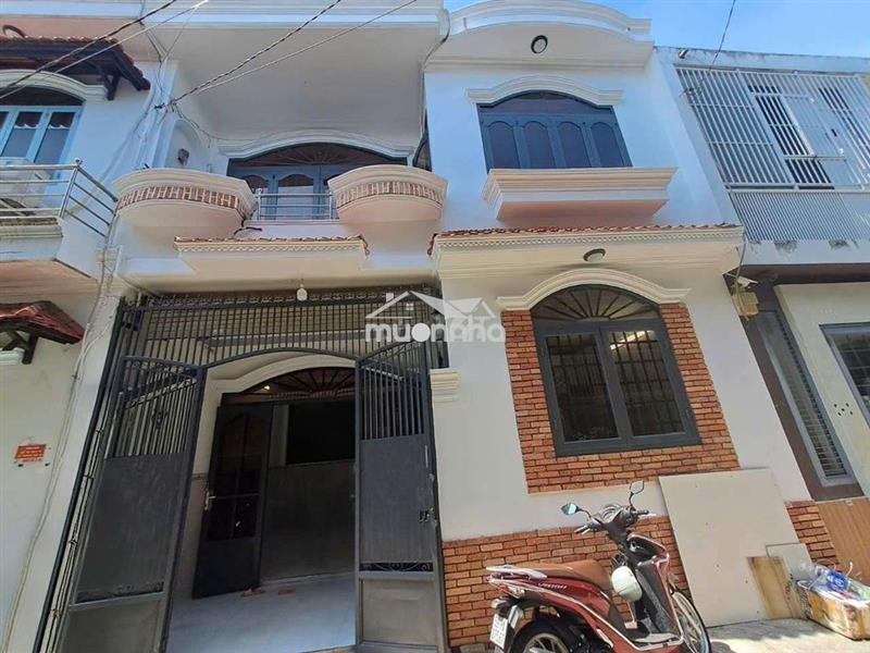 Nhà trệt lầu hẻm xe hơi 7*6: 4.6ty tl