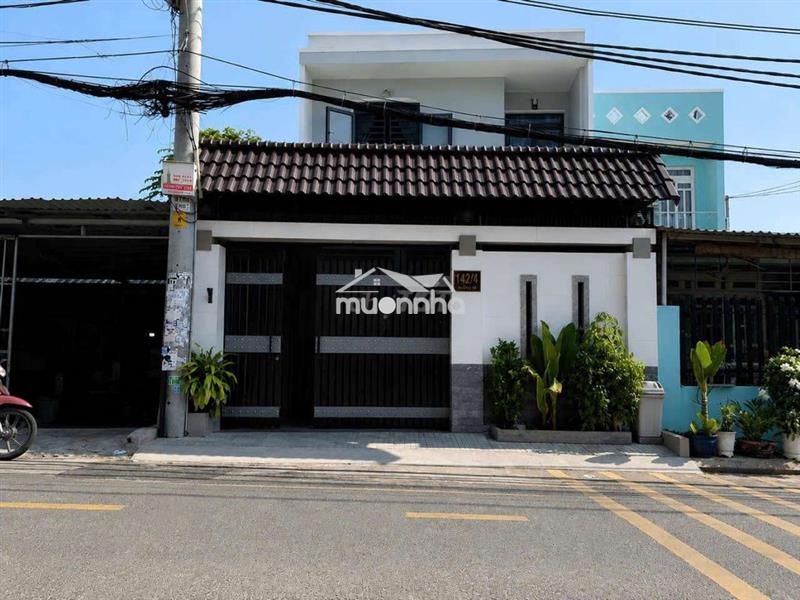 Bán nhà mặt tiền đường 494