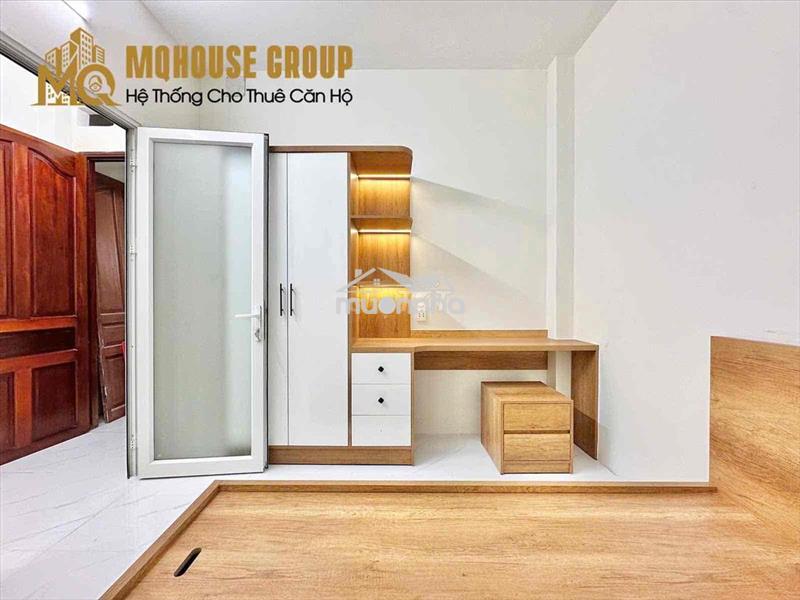 Căn hộ 1 phòng ngủ, 1 phòng khách, ban công 40m2 full nt giá 7tr8