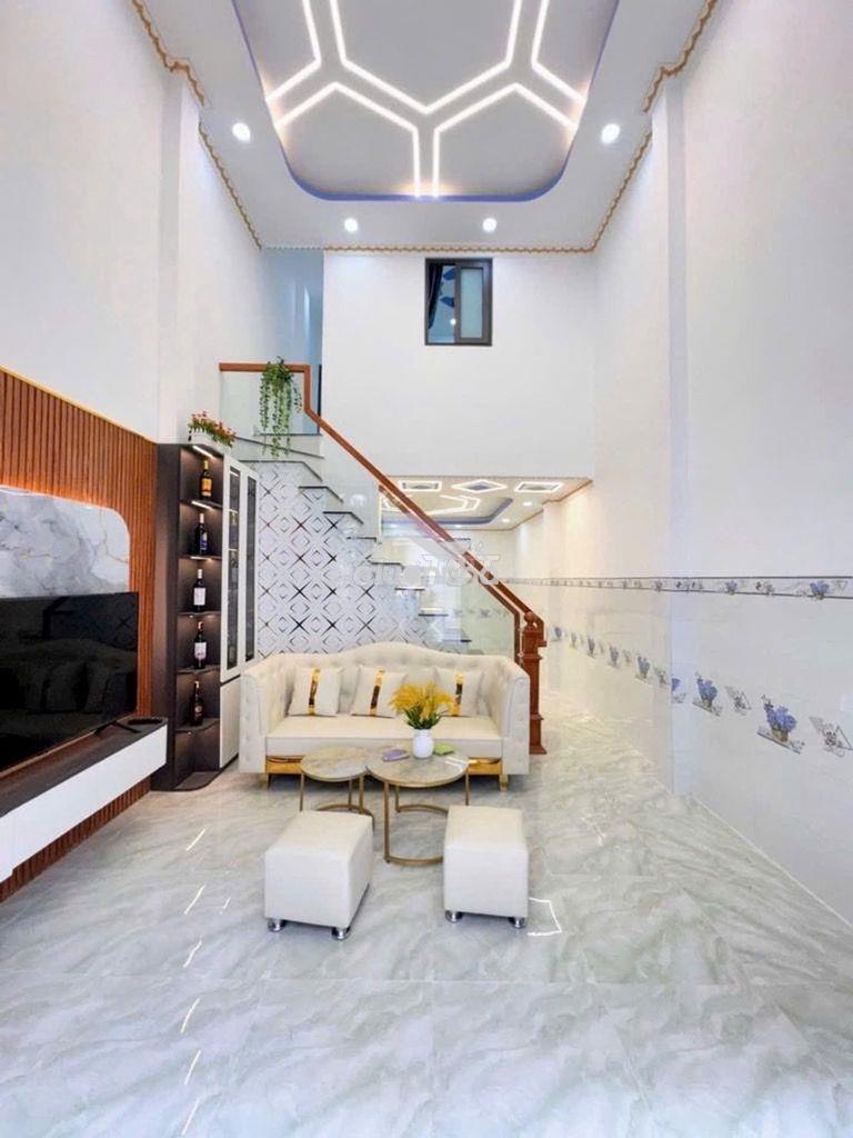 Nhà đẹp ở ngay- 40m2 - hương lộ 2, lê văn quới giáp q6 - hẻm xe tải - 2