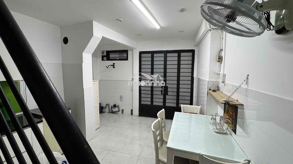 Bán nhà riêng tổng diện tích sử dụng là 45,9m2 (3 tầng)  chính chủ - 2