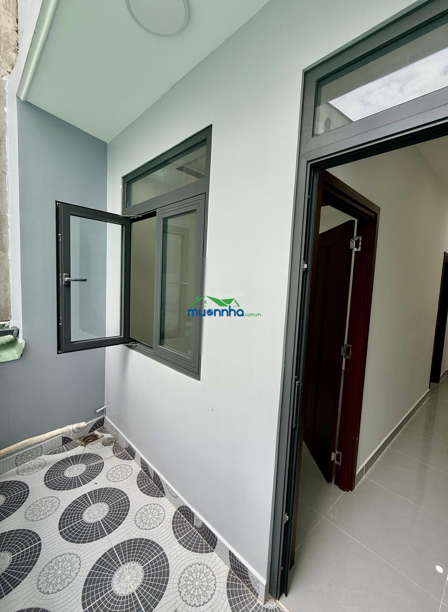 Nhà hxh ni sư huỳnh liên p10, 3x18, nở hậu 4.7m, 55m2, 1 lầu 3 phòng ngủ, 5.49 tỷ tl - 4