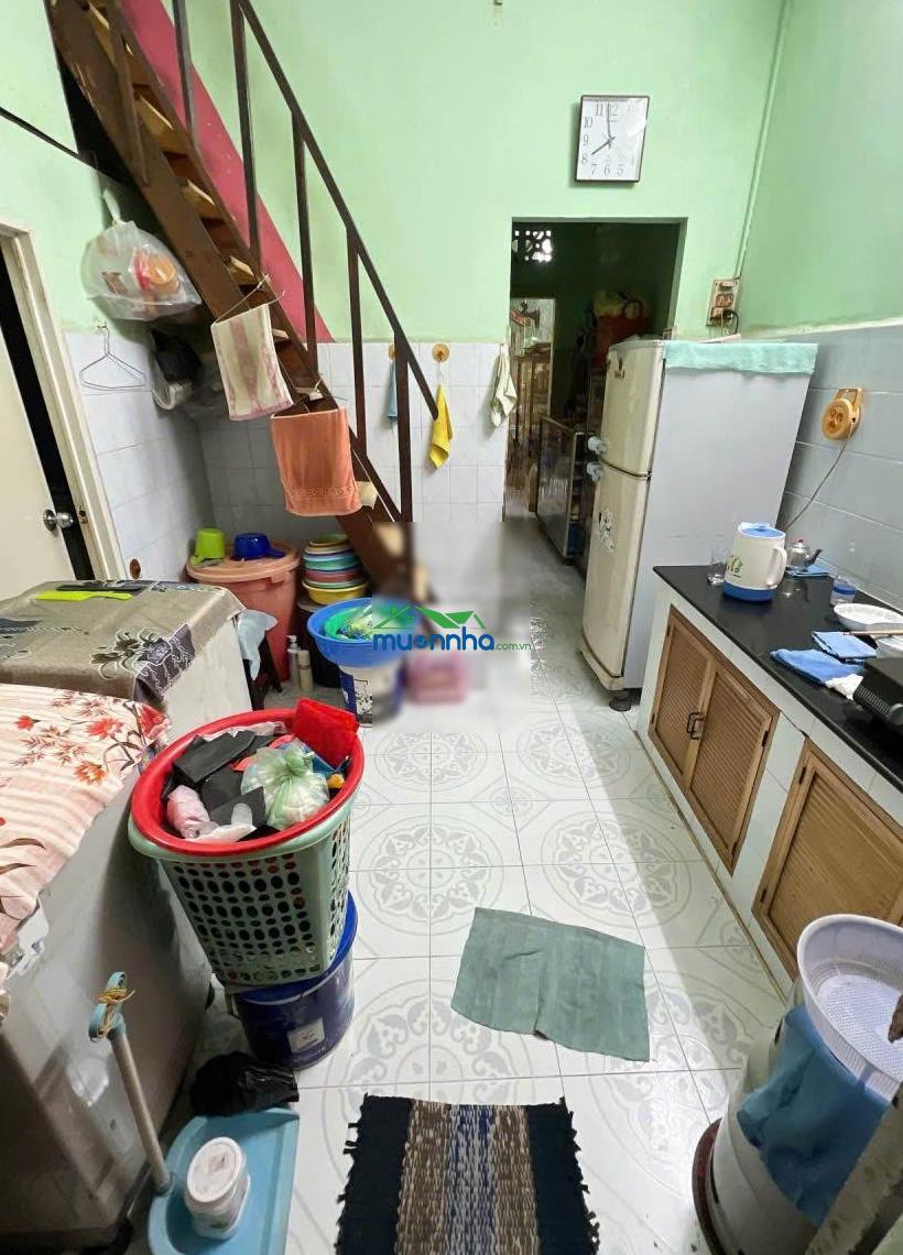 Nhà hẻm 6m xe hơi vào tận nhà, dt 72m², hướng đông, khu dân cư hiện hữu, quận 8