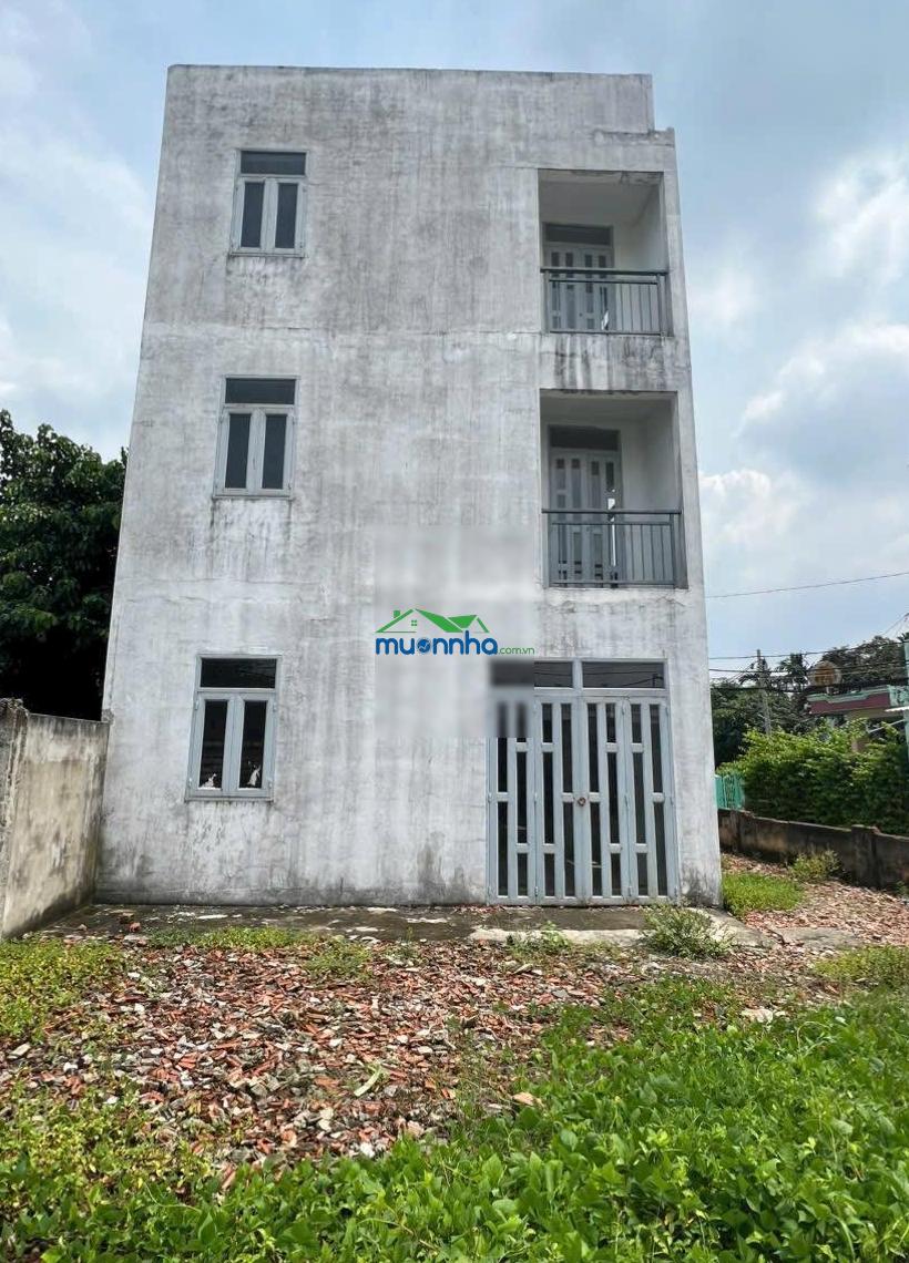 Chdv thô, 20p doanh thu 70tr, 10x33m, 332m2, 3 tầng. đối diện đh nguyễn tất thành 12. x tỷ