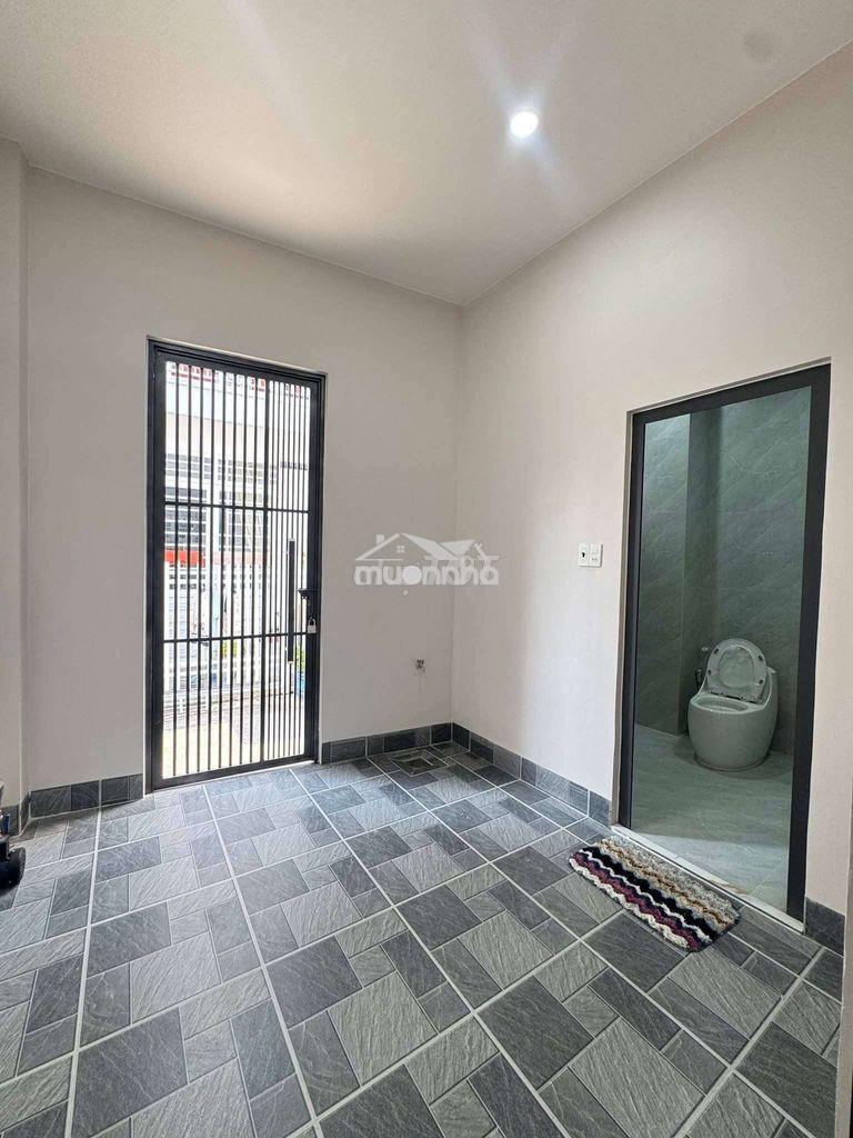 Ngân hàng thanh lý gấp nhà 1 trệt 1 lầu giá 1 tỷ  650 triệu, 3pn 2 wc - 4