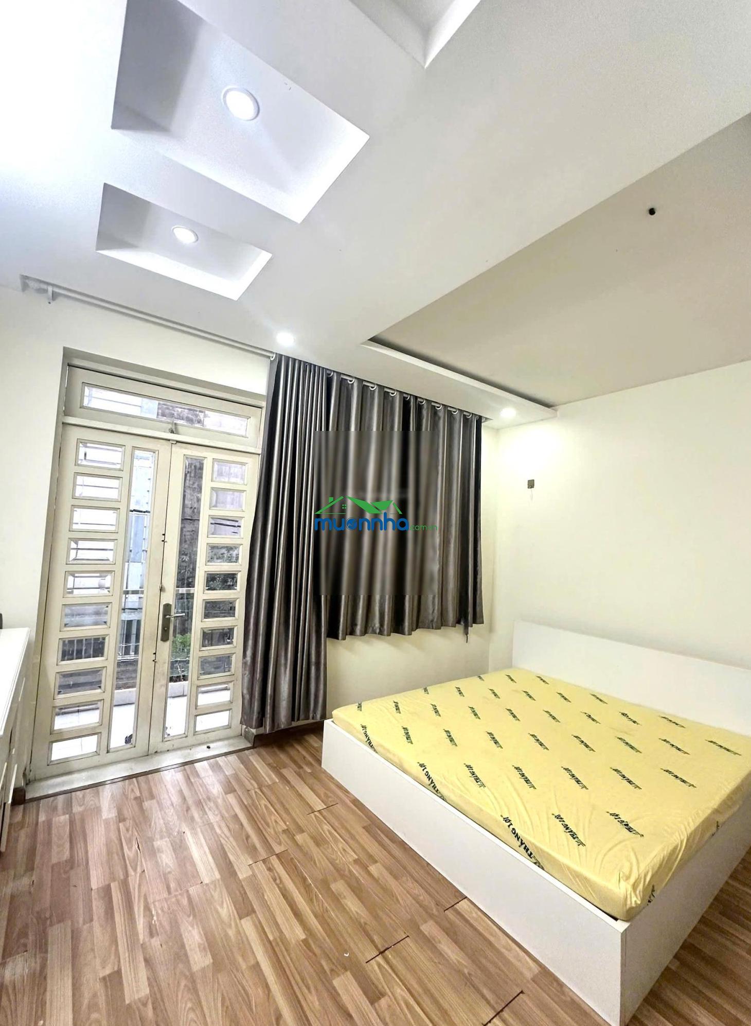 Nhà hiệp bình phước cạnh kdc hồng long 4 tầng btct chỉ 6.x tỷ xe hơi đậu ngày đêm