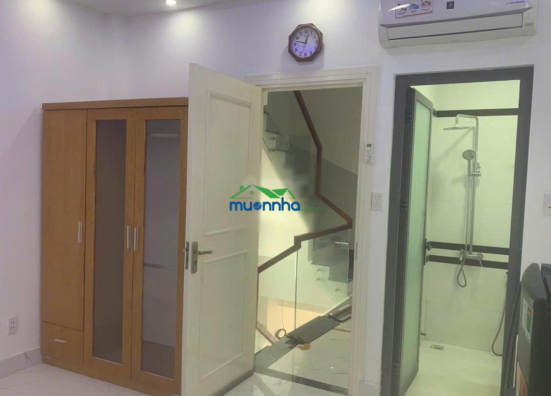 Bán nhà đường lê lợi ngay đại học công nghiệp. tp. hcm 4 tầng kiên cố cho thuê 32tr/th, giá 9,39tỷ - 2