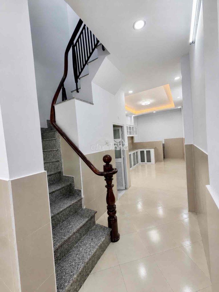 🏡 Nhà quận 5 - diện tích 44 m2 - hẻm xe ba gác - sát mặt tiền - chỉ hơ - 4