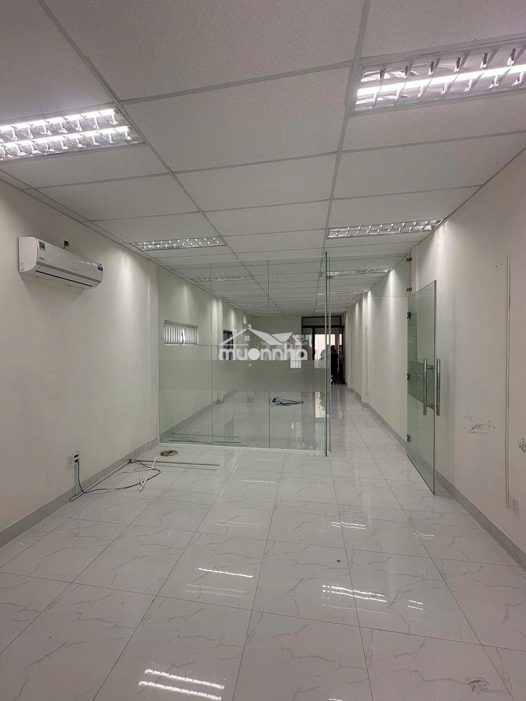 Văn phòng 65m2 giá hạt dẻ, trung tâm hải châu, có sẵn điều hòa - 3