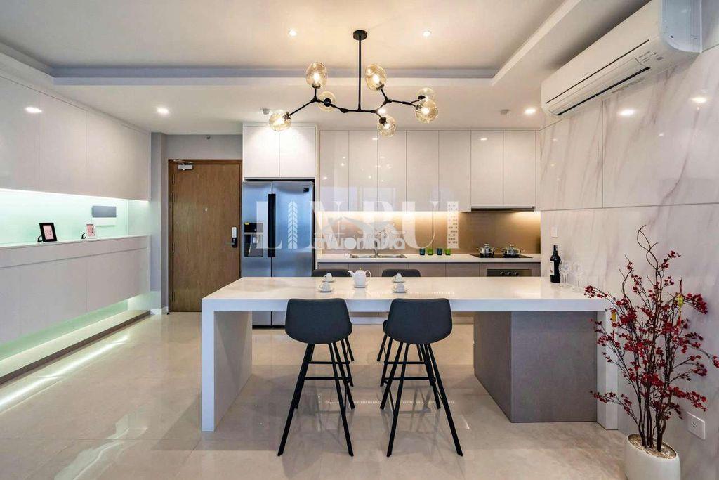 Thuê 3pn nhà đẹp full nội thất ở q4 đi 5p tới q1,q72 l/h: *** - 3